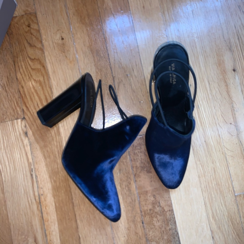 Via Spiga blue velvet heels